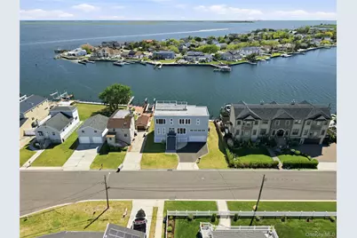 298 W Lido Promenade, Lindenhurst, NY 11757 - Photo 38