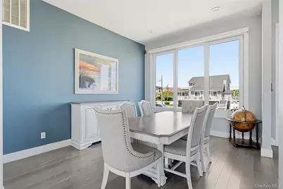 298 W Lido Promenade, Lindenhurst, NY 11757 - Photo 18