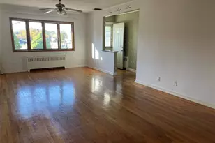 1115 Agnes Ct, Valley Stream, NY 11580 - Photo 2