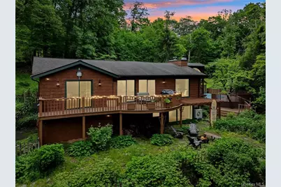 8 Oak Tree Drive, Cornwall, NY 12518 - Photo 1