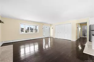 25 Dolphin Rd, East Quogue, NY 11942 - Photo 6