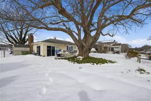 25 Dolphin Rd, East Quogue, NY 11942 - Photo 20