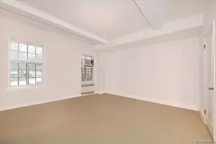 160 Middle Neck Rd, Great Neck, NY 11021 - Photo 24