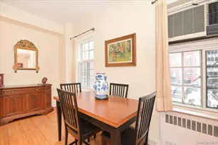 160 Middle Neck Rd, Great Neck, NY 11021 - Photo 18