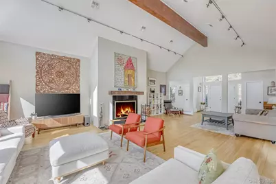 286 S Mountain Road, New City, NY 10956 - Photo 6