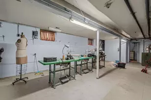 102-34 Van Wyck Expressway S, Richmond Hill, NY 11419 - Photo 14