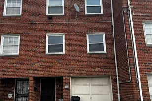 4-28 Fernside Pl, Far Rockaway, NY 11691 - Photo 2