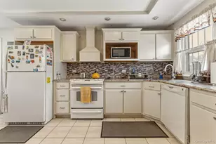 188-11 Dormans Rd, Saint Albans, NY 11412 - Photo 8