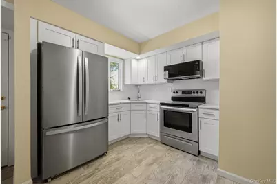 7 Rutland Road, Mastic, NY 11950 - Photo 12