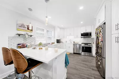 174 King Avenue, Yonkers, NY 10704 - Photo 36