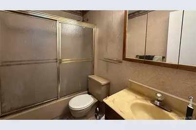 101 Sylvan Avenue #65, Miller Place, NY 11764 - Photo 6