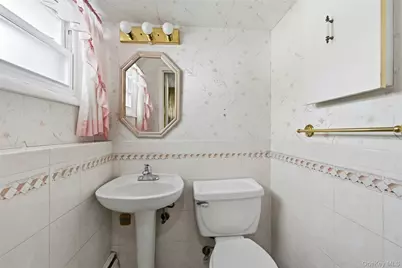 23 Shirley Court, Commack, NY 11725 - Photo 20