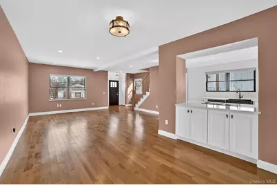 61 Storey Lane, Yonkers, NY 10710 - Photo 8