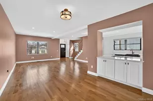 61 Storey Ln, Yonkers, NY 10710 - Photo 8