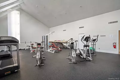 6 Doe Path, Coram, NY 11727 - Photo 30