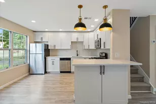 6 Doe Path, Coram, NY 11727 - Photo 2