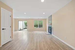 6 Doe Path, Coram, NY 11727 - Photo 4