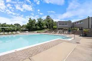 6 Doe Path, Coram, NY 11727 - Photo 26