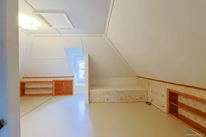 107 County Route 22, Johnson, NY 10933 - Photo 16