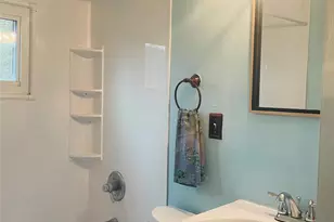 18 E Clifford St, Ellenville, NY 12428 - Photo 10