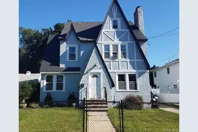 17 Hope Street, Hempstead, NY 11550 - Photo 1