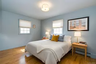 318 Jamaica Ave, Medford, NY 11763 - Photo 16