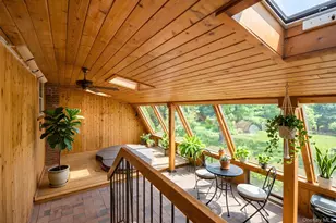 318 Jamaica Ave, Medford, NY 11763 - Photo 8