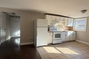 13 Hammersley Ave, Poughkeepsie, NY 12601 - Photo 2