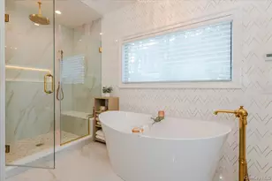 10 Skylark Rd, Massapequa Park, NY 11762 - Photo 18