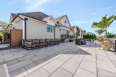 10 Skylark Road, Massapequa Park, NY 11762 - Photo 28