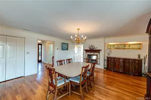 282 Belvedere Dr, Oakdale, NY 11769 - Photo 20