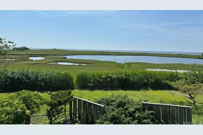 282 Belvedere Drive, Oakdale, NY 11769 - Photo 38