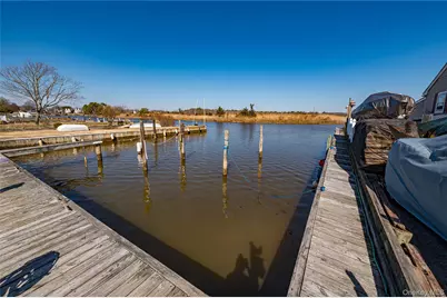 282 Belvedere Drive, Oakdale, NY 11769 - Photo 44