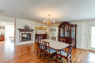 282 Belvedere Dr, Oakdale, NY 11769 - Photo 16