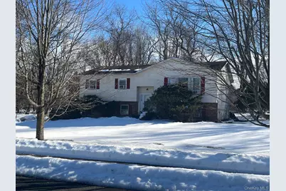 35 Fessler Drive, Spring Valley, NY 10977 - Photo 4