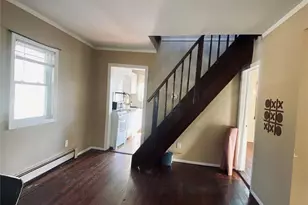 46 Leonard St, Smithtown, NY 11787 - Photo 18