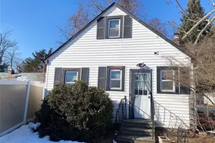 46 Leonard St, Smithtown, NY 11787 - Photo 2