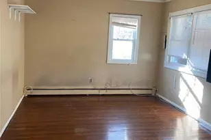 46 Leonard St, Smithtown, NY 11787 - Photo 6