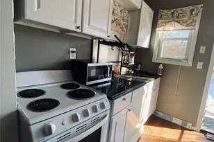 46 Leonard St, Smithtown, NY 11787 - Photo 20