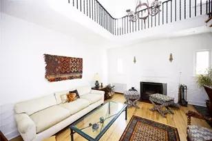 9 Ramsey Rd, Great Neck, NY 11023 - Photo 4