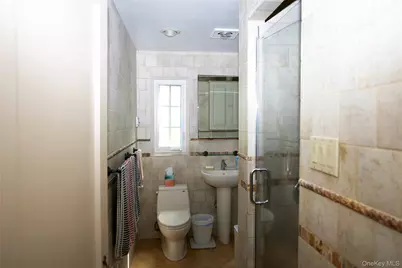 9 Ramsey Road, Great Neck, NY 11023 - Photo 12