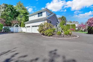 15 Pironi Ct, Woodbury, NY 11797 - Photo 4