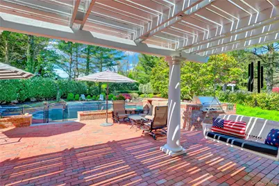 15 Pironi Court, Woodbury, NY 11797 - Photo 46