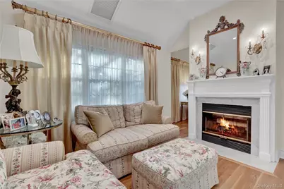 15 Pironi Court, Woodbury, NY 11797 - Photo 28