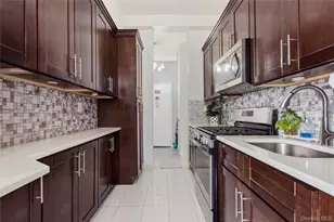 245 Rumsey Rd, Yonkers, NY 10701 - Photo 12