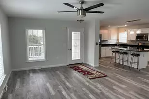 1661 Old Country Rd, Riverhead, NY 11901 - Photo 12