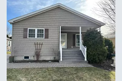 1661 Old Country Road #539, Riverhead, NY 11901 - Photo 1