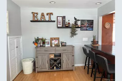 65 Morning Glory Road, Levittown, NY 11756 - Photo 10