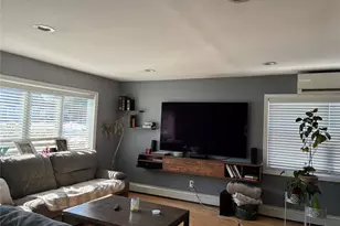 65 Morning Glory Rd, Levittown, NY 11756 - Photo 4