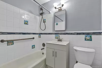 1019 Van Siclen Avenue #4D, Brooklyn, NY 11207 - Photo 20